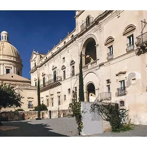  Affittacamere Palazzo Trigona Dependance Italia